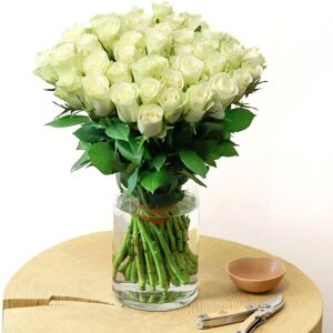 Brassee de roses blanches Max Havelaar - Interflora - Livraison roses