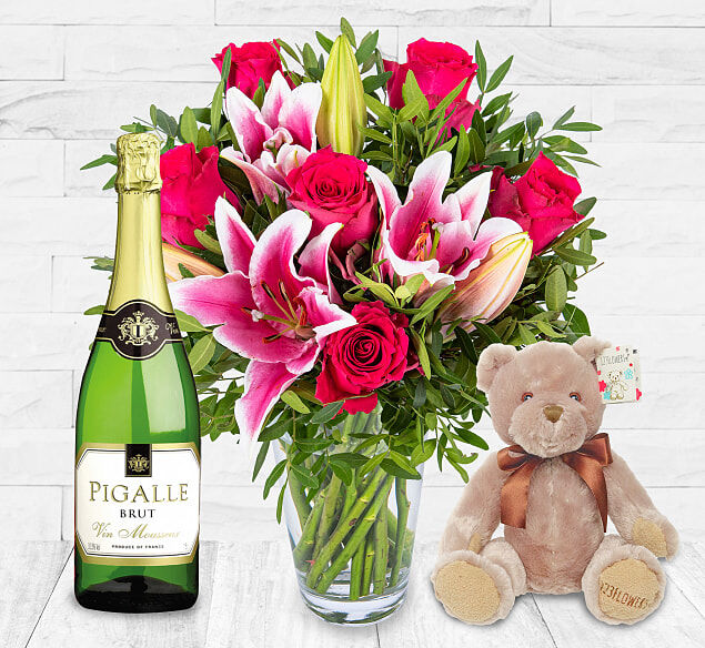 123 Flowers Roses and Lilies Fizz Bundle