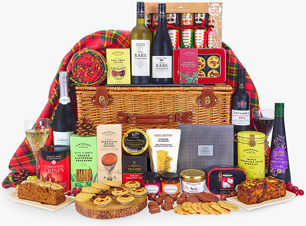 Haute Florist Cosy Christmas Hamper - Christmas Hampers - Luxury Christmas Hampers - Christmas Food Hampers - Christmas Hamper Delivery