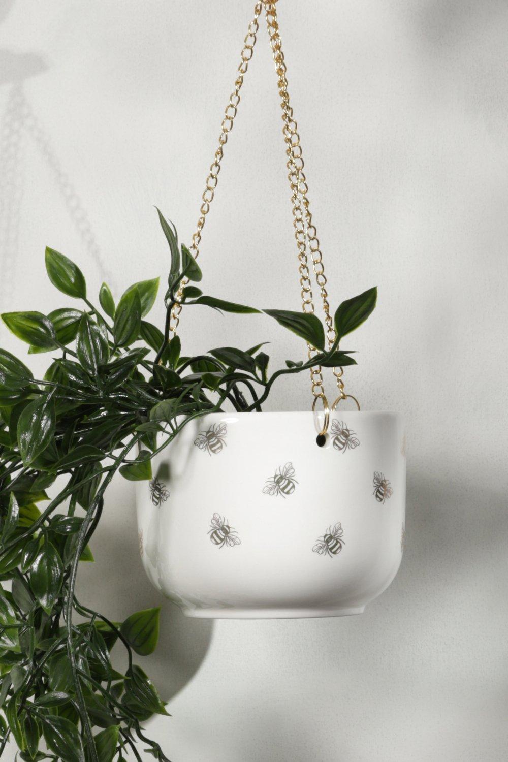 Boohoo Queen Bee Hanging Planter- White  - Size: ONE SIZE