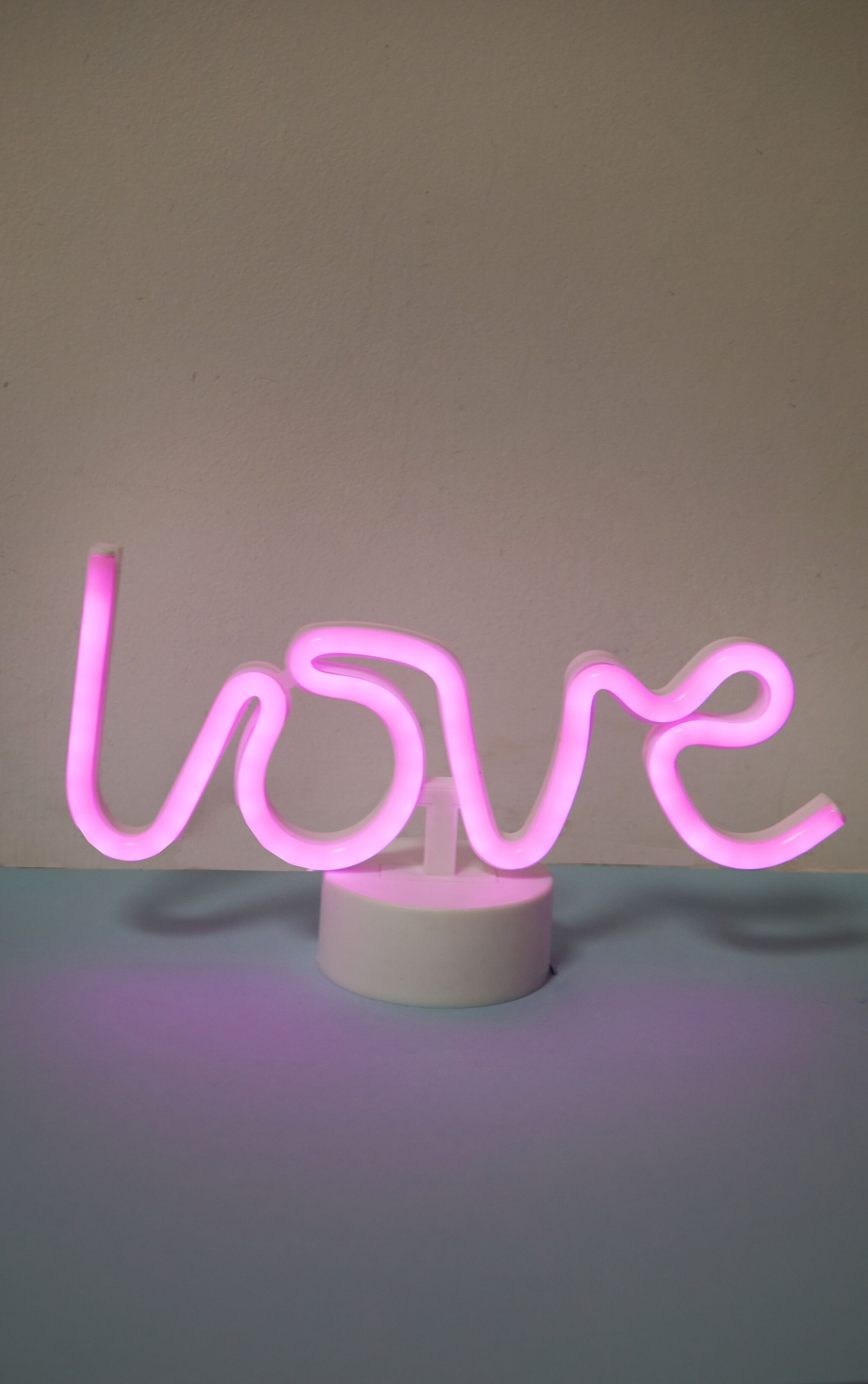 PrettyLittleThing Pink Love Neon Light  - Pink - Size: One Size