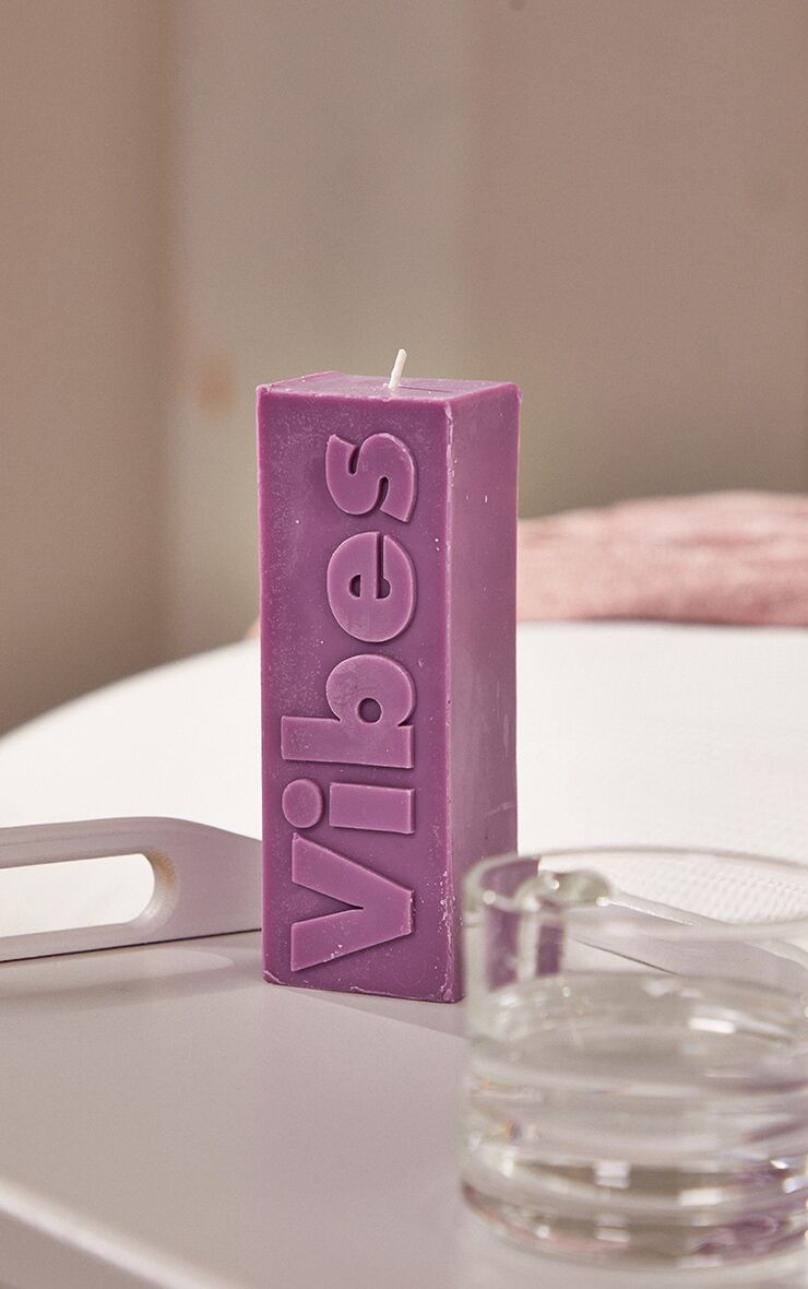 PrettyLittleThing Purple Vibes Slogan Candle  - Purple - Size: One Size