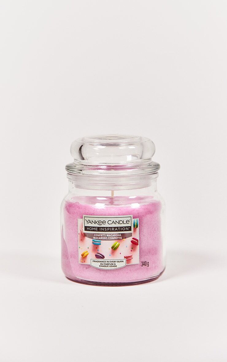 PrettyLittleThing Yankee Candle Home Inspiration Medium Jar Confetti Macaron  - White - Size: One Size