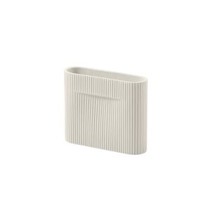 Muuto - Ridge Vase, H 16,5 cm, blanc cassé - Publicité