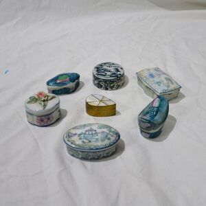 7 petites boites décoratives style asiatique Multicolore - Publicité