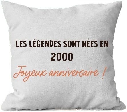 Cadeaux.com Coussin message générique femme née en 2000