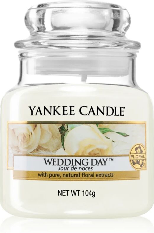 Yankee Candle Wedding Day scented candle Classic Medium 104 g