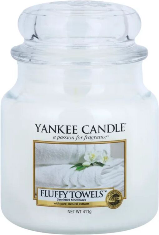 Yankee Candle Fluffy Towels scented candle Classic Medium 411 g