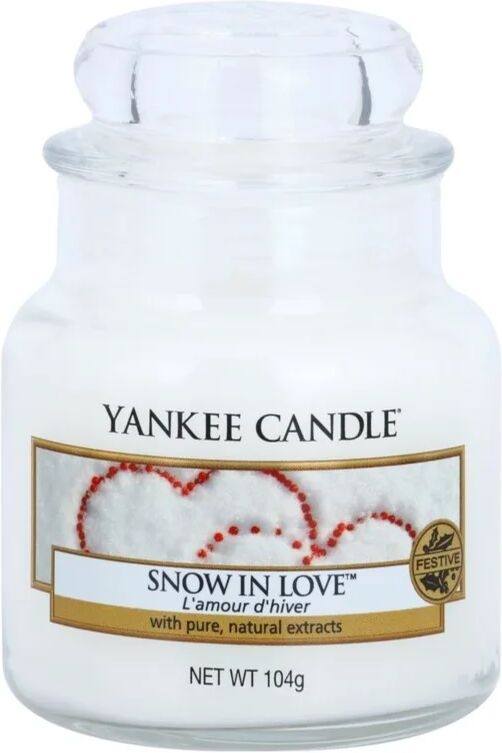 Yankee Candle Snow in Love scented candle Classic Medium 104 g