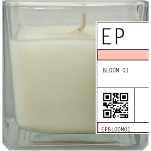 Escentual Perfume Bloom 01 30cl Candle - Peach - One Size