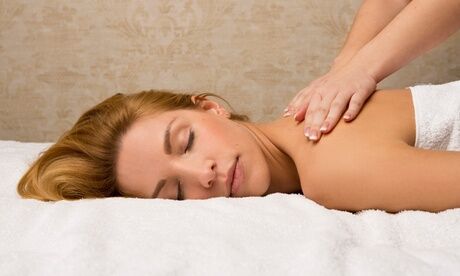 Aromatherapiepraxis Ebers 45 Min. Rücken-Massage oder 60 Min. Ganzkörper-Massage in der Aromatherapiepraxis Ebers (bis zu 55% sparen*)