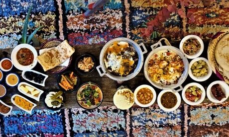 Aladins Cafe Marokkanische Tapas inklusive Brot für 2 oder 4 Personen bei Aladins Cafe (bis zu 33% sparen*)