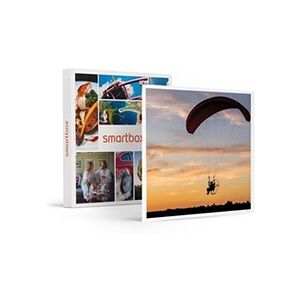 Smartbox Coffret Cadeau - 1h de vol spectaculaire en paramoteur près de Paris- Sport & Aventure - Publicité