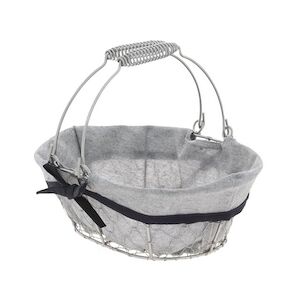 CREAPAK célébration panier ovale métal grillagé argent, doublé tissu gris liseré noir 28x20x10 cm - carton de 20