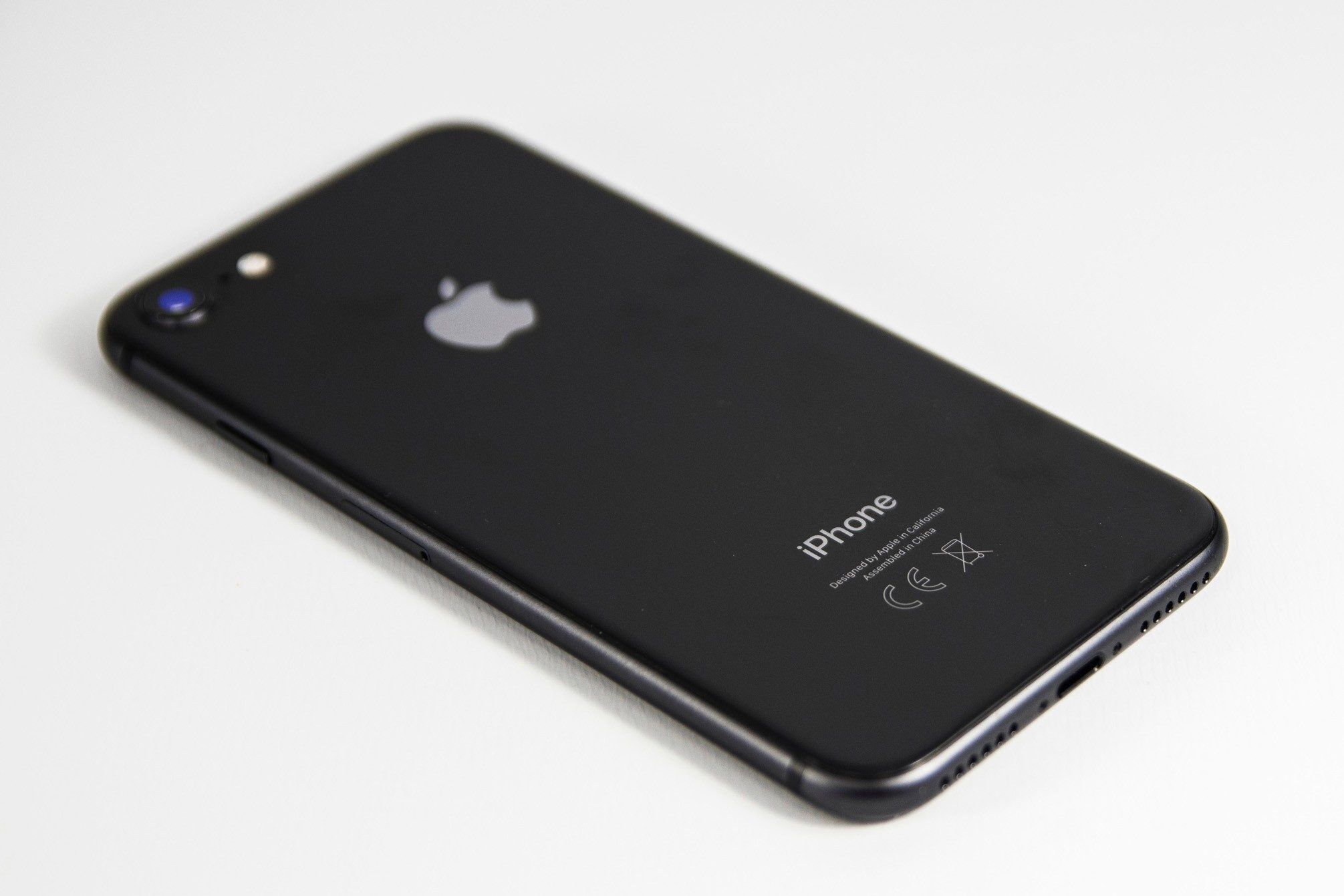 Apple iPhone 8 64GB rymdgrå (beg) (Klass A)