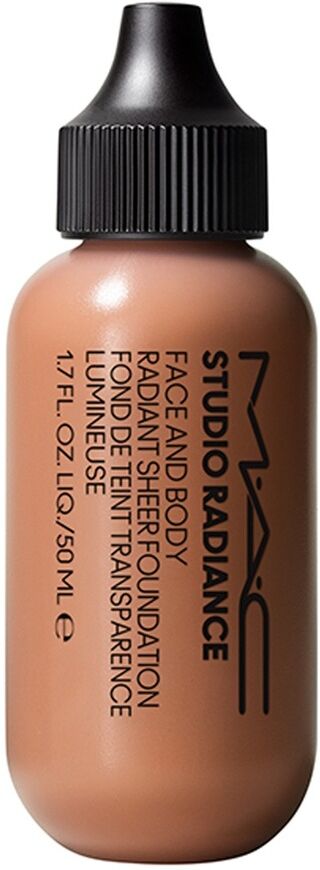 MAC Studio Radiance Face and Body Radiant Sheer Foundation W4 50.0 ml