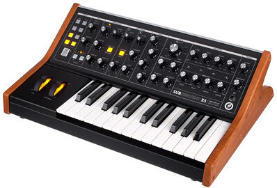 Moog Subsequent 25