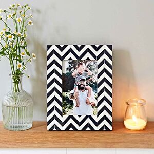 Paper High Mango Wood Chevron Photo Frame Sustainable Wooden Picture Frame Hand Carved Navy Blue and White Frames Fair Trade and Handmade Gifts for Men and Women (Fits a 6x4" Photo)