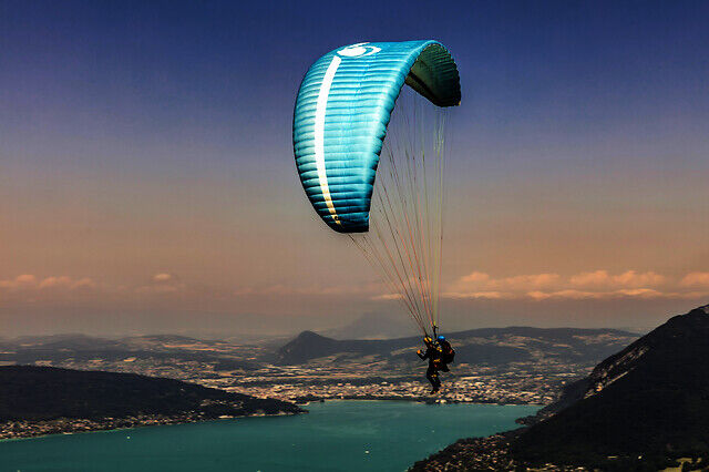 Wonderbox Coffret cadeau Baptême en parapente à Annecy - Wonderbox