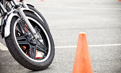 As conduite Ternes Permis moto classique avec code à l'auto-école As conduite Ternes