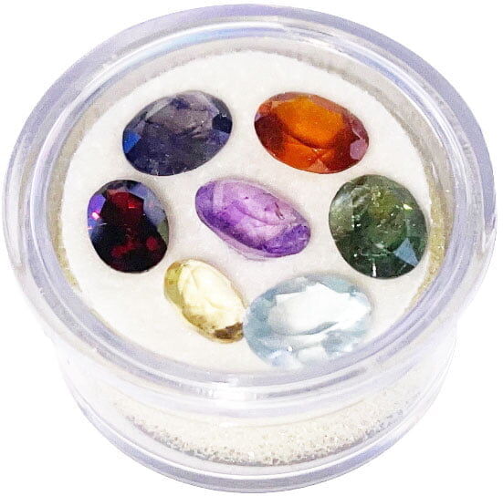 France Minéraux Coffret Cabochons 7 Chakras