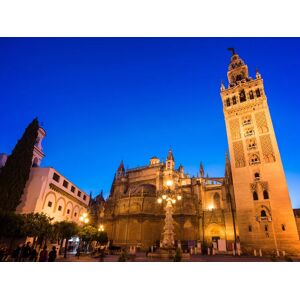 SmartBox La Sevilla encantada: ruta nocturna para dos