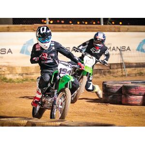 SmartBox Iniciación a la conducción de moto: Kawasaki KLX 140cc para 4 personas