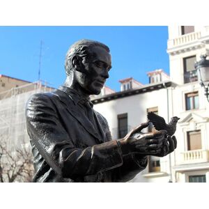 SmartBox Tour Las huellas de Lorca y Machado en Madrid para 4 personas