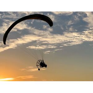 SmartBox Vuelo con parapente a motor en Guadalajara para 2 personas