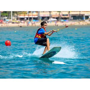 SmartBox Esquí náutico o wakeboard de 2 horas para 4 niños en Benidorm