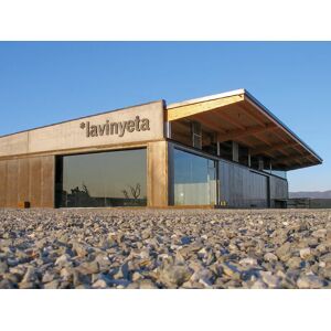 SmartBox Bodega *lavinyeta, en el Empordà: visita a viñedos y bodega y cata de 5 vinos