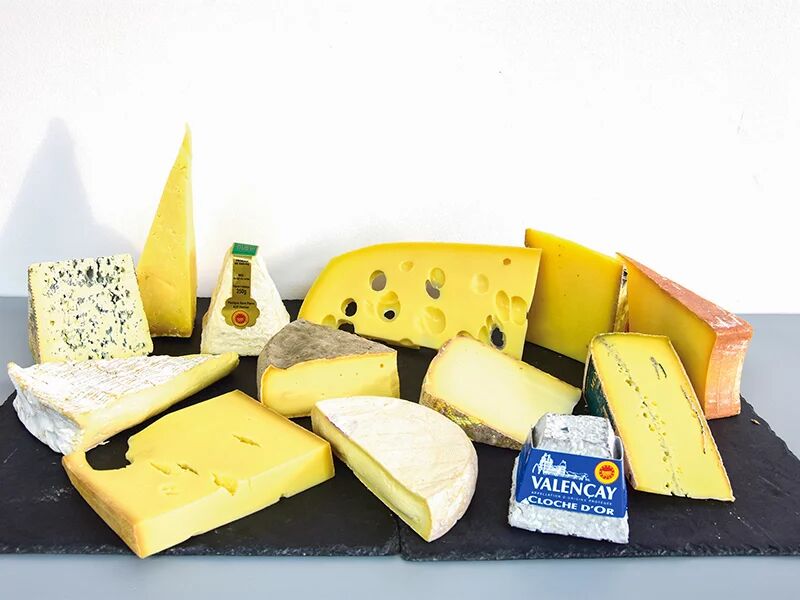 Assortiment de 13 fromages du terroir à déguster chez soi Coffret cadeau Smartbox