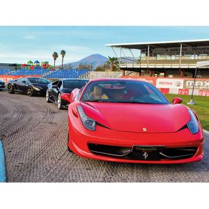 SmartBox Passione Lamborghini e Ferrari: 4 giri presso l'Autodromo di Vallelunga con video