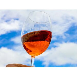 SmartBox Pausa rosÃ© a casa: consegna a domicilio di 6 vini rosati toscani