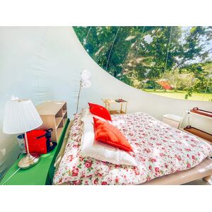 SmartBox 1 notte in Bubble Glamping in Toscana con Prosecco e accesso alla vasca idromassaggio