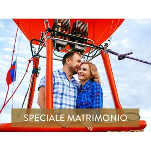 SmartBox Io & Te tra le nuvole: 1 romantico volo in mongolfiera per 2 sposi