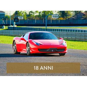 SmartBox 18 anni a tutto gas: 4 giri su Ferrari F458 Italia o Lamborghini Gallardo