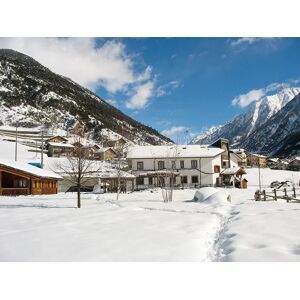 Smartbox Relax In Valpelline: 2 Notti In Camera Superior Con Accesso Spa Per 2 Ad Aosta