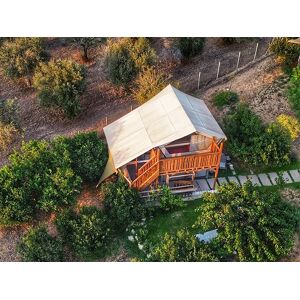 SmartBox 1 notte di Glamping in Sicilia con tour dellâ€™azienda e idromassaggio con drink al tramonto