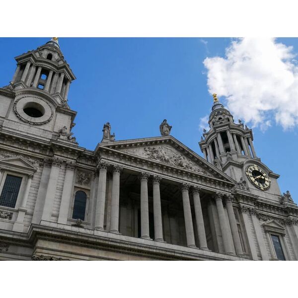 smartbox comâ€™Ã¨ bello passeggiar con mary poppinsÂ®: tour di londra a piedi per 2