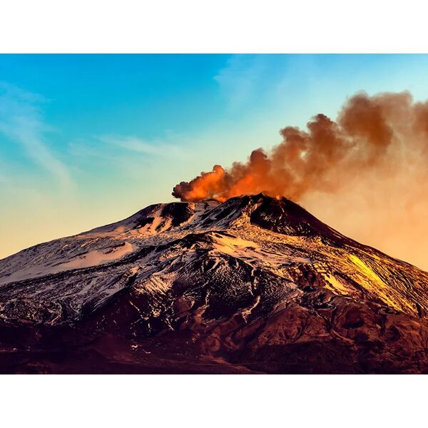 smartbox avventura esplosiva sull'etna: trekking guidato tra i crateri del vulcano