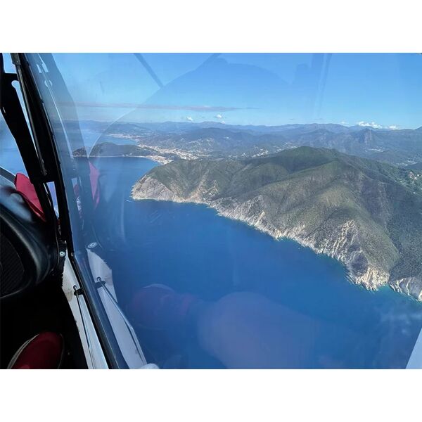 smartbox le cinque terre viste dal cielo: volo panoramico in ultraleggero