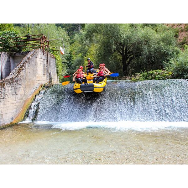 smartbox 2h e 30min di rafting nel cuore selvaggio dellâ€™umbria per 1 persona