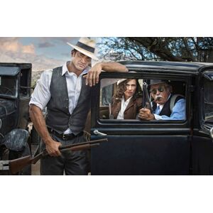 Papermoon Fototapete »GANGSTERS-20 JAHRE VINTAGE RETRO USA OLDTIMER WAFFEN« bunt  B/L: 3,00 m x 2,23 m