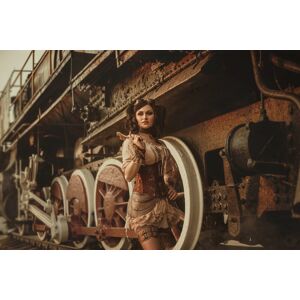 Papermoon Fototapete »Steampunk Frau vor Zug« bunt  B/L: 2,50 m x 1,86 m