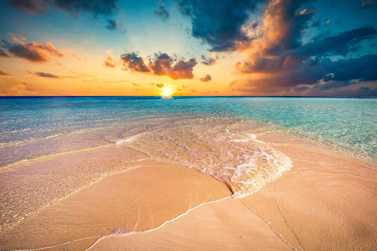 Papermoon Fototapete »Tropischer Strand Malediven«, Vliestapete, hochwertiger... bunt