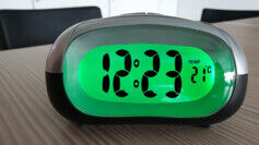 Pearl Réveil numérique parlant avec thermomètre