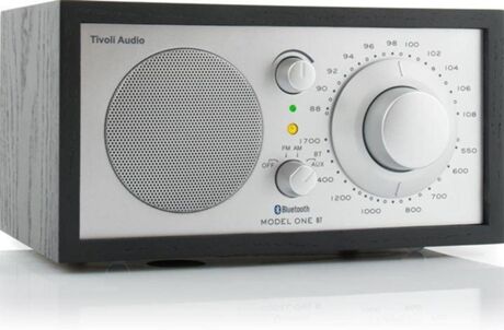 Tivoli Rádio AUDIO Model ONE BT (Preto / Prateado - Analógico - AM / FM - Corrente)