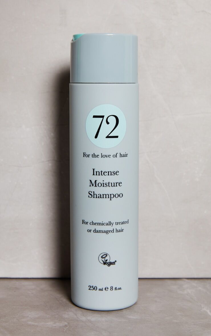 PrettyLittleThing 72 Hair Intense Moisture Shampoo  - Clear - Size: One Size