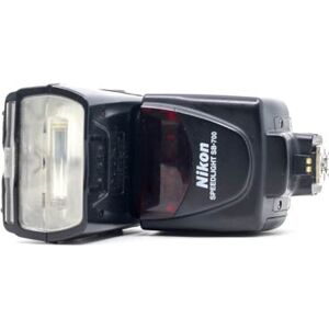 Nikon SB-700 Speedlight (Condition: Good)